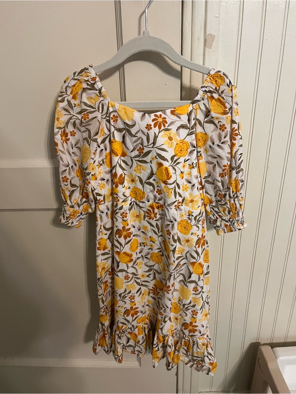 Ivy City Co White and Yellow Floral Dress - Toddler